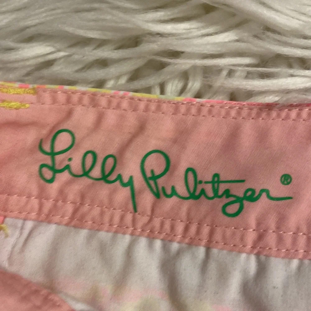 Lilly Pulitzer Buttercup Shorts size 4 excellent condition